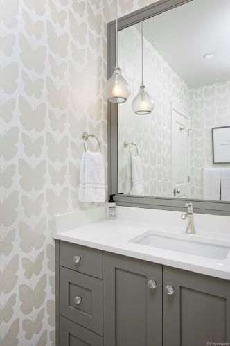 875 Race St, Denver CO 80206-1114 exterior