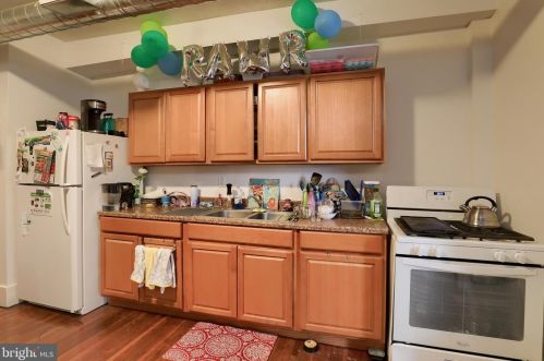 702 King St, York PA 17401-3627 exterior