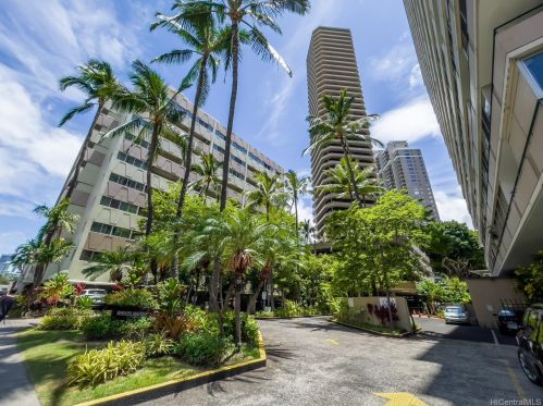 1700 Ala Moana Blvd, Honolulu HI  96815-1415 exterior
