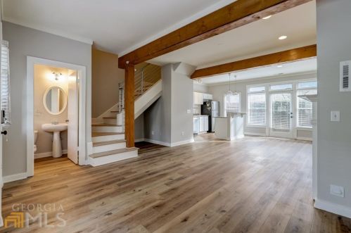 1516 Howell Mill Rd, Atlanta GA  30318-3165 exterior