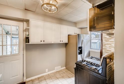 1007 3rd St, Saint Paul MN  55112-7300 exterior