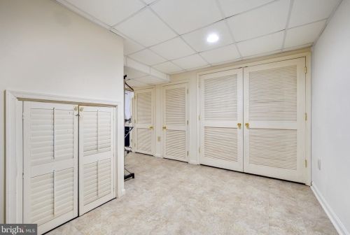 6705 Little Ann Ct, Springfield VA  22152-2629 exterior