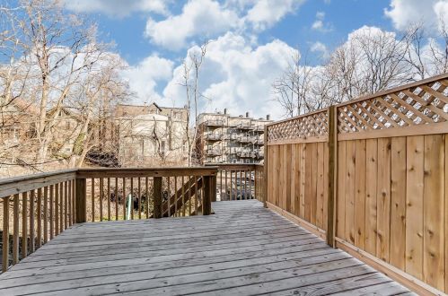 2618 Hackberry St, Cincinnati OH  45206-2122 exterior