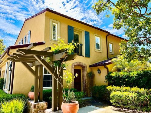 23 Gardenpath, Irvine, CA 92603-0157