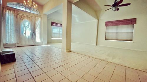 2816 Kings Gate Dr, Carrollton TX  75006-2225 exterior