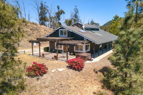42700 Calle Capistrano, Temecula, CA 92590-3512