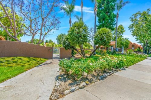 6600 Warner Ave, Huntington Beach CA  92647-5242 exterior