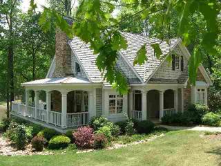 1050 Mashie Dr, Reynolds Plantation, GA 30642-4418