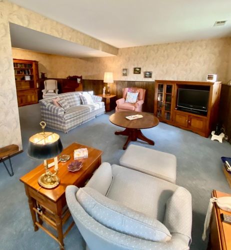 7376 Buchanan St, Gary IN 46410-4655 exterior