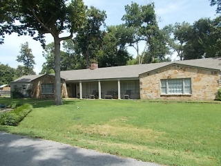 1236 Park St, Greenville, MS 38701-6349