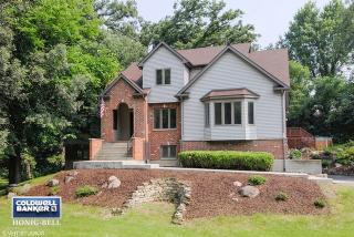 138 Woodland Dr, Little Rock, IL 60545-9632