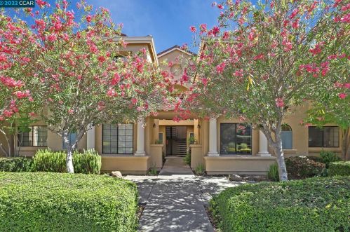5002 Lakeview Dr, San Ramon, CA 94582-4894