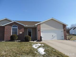 1836 Meadow Ln, Pekin, IL 61554-8691