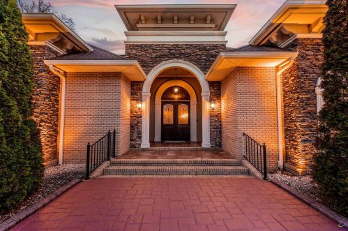 212 Sansbury Trl, Warner Robins, GA 31088-3142