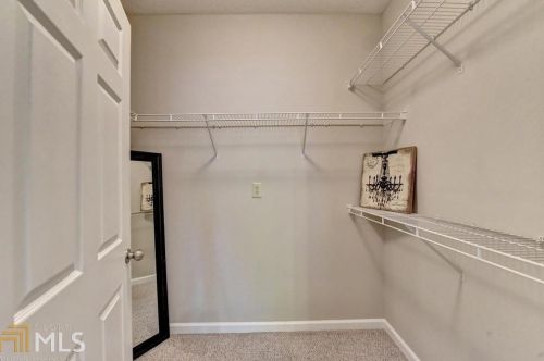 4333 Dunwoody Park, Atlanta GA  30338-5795 exterior