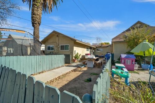 3382 Eucalyptus Ave, Riverside, CA 92507-3313