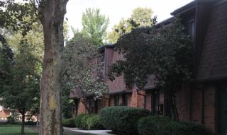 399 Shell Ct, Columbus OH  43213-4039 exterior