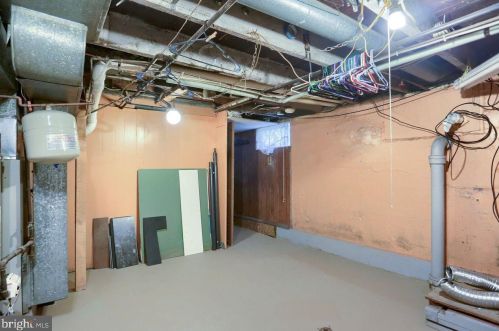 1706 King St, York PA 17404-5617 exterior