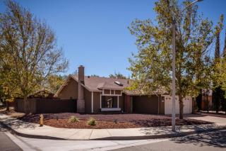 37742 Janus Dr, Palmdale, CA 93550-2525