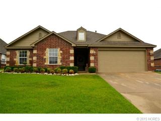 26445 Belvedere Dr, Claremore, OK 74019-7512