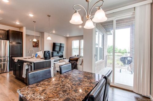 14653 Belleview Dr, Aurora CO 80015-2258 exterior