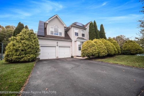 43 Hampshire Blvd, Jackson Twp, NJ 08527-1262
