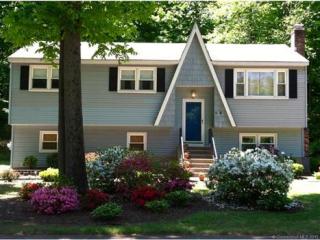94 Deckert Dr, Plantsville, CT 06479-1806