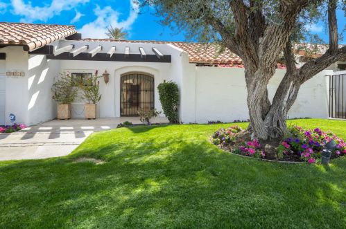 49710 Avila Dr, La Quinta, CA 92253-2307