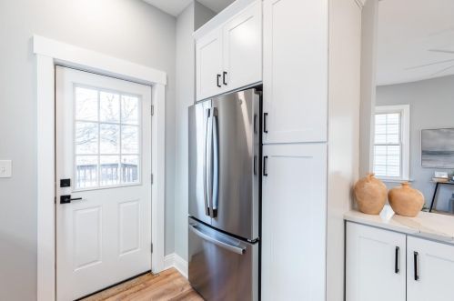 3722 Drake Ave, Cincinnati OH  45209-2124 exterior