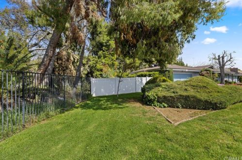 4280 Watkins Dr, Riverside CA  92507-4874 exterior
