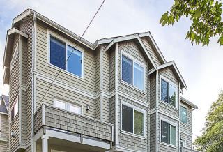 1733 18th Ave, Seattle WA  98146-2526 exterior