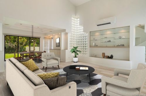 859 Hao St, Honolulu HI  96821-1620 exterior