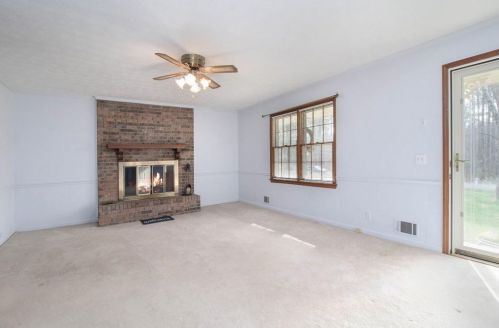 89 Fair Oaks Dr, Conyers GA  30094-3261 exterior