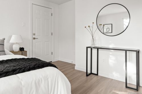 4555 Lincoln St, Englewood CO  80113-5732 exterior