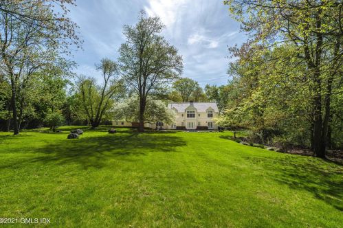 99 Hunting Ridge Rd, Greenwich, CT 06831-3122