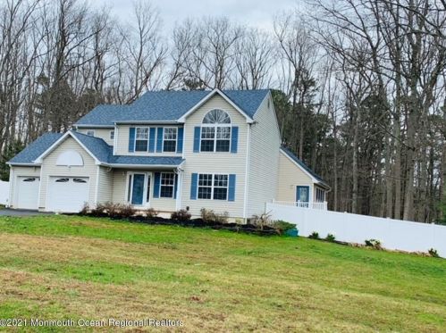 11 Durell Dr, Jackson Twp, NJ 08527-4851