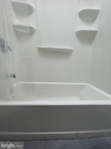 7053 Large St, Philadelphia PA 19149-1725 exterior