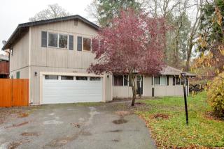 22011 45th Ave, Elk Plain, WA 98387-6830