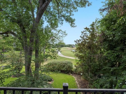 2202 Country Crk Way, Richmond TX 77406-6611 exterior