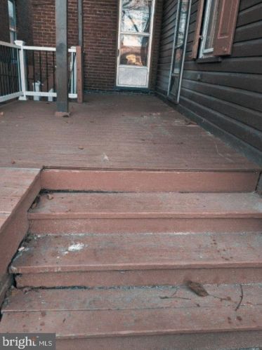 205 High St, Hanover PA  17331-2911 exterior