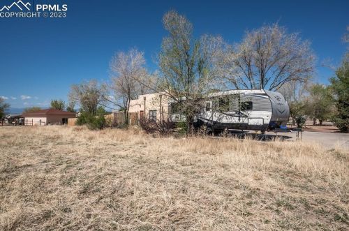 516 Archer Dr, Pueblo CO  81007-3637 exterior