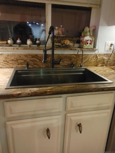 534 Rolling Hl Rd, Vista CA 92081-7513 exterior