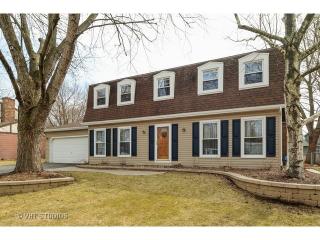 430 Carriage Hill Rd, Naperville, IL 60565-2626