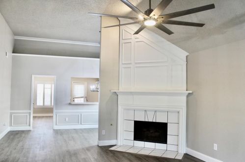 2121 Cannes Dr, Carrollton TX  75006-2924 exterior