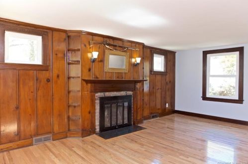 23 Fairfield Ter, Norwalk, CT 06851-2717