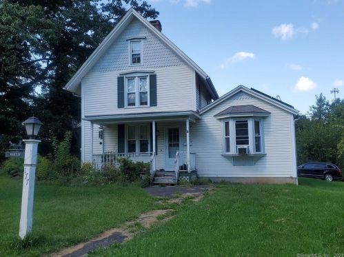 177 Robbins Rd, Kensington, CT 06037-2611