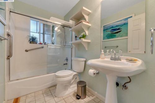 116 Hopeco Rd, Concord CA  94523-3213 exterior