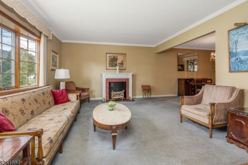 107 Pleasant View Rd, Hackettstown NJ  07840-1017 exterior