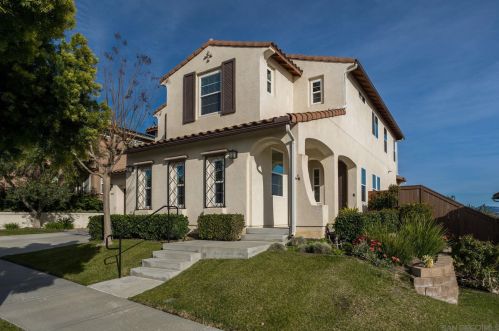 3440 Pleasant Vale Dr, Carlsbad, CA 92010-5553
