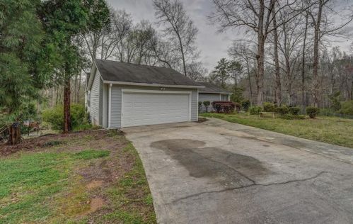 1785 Laurel Ridge Dr, Conyers GA  30094-6110 exterior
